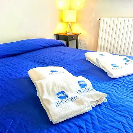 Bed & Breakfast Rooms Gli Arcangeli 2 - Affitti Brevi Italia 3*