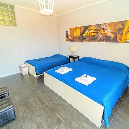 Rooms Gli Arcangeli 2 - Affitti Brevi Italia Monte Sant'Angelo