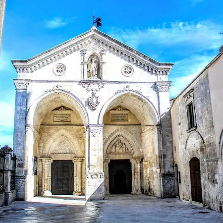 Rooms Gli Arcangeli 2 - Affitti Brevi Italia Bed & Breakfast 3*