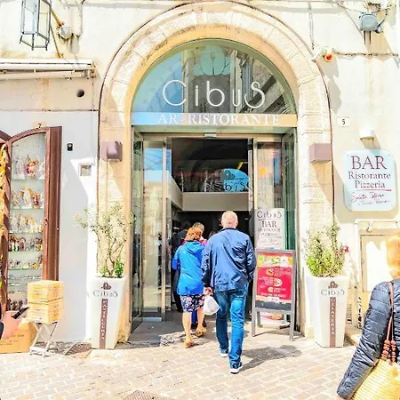 Rooms Gli Arcangeli 2 - Affitti Brevi Italia Bed & Breakfast